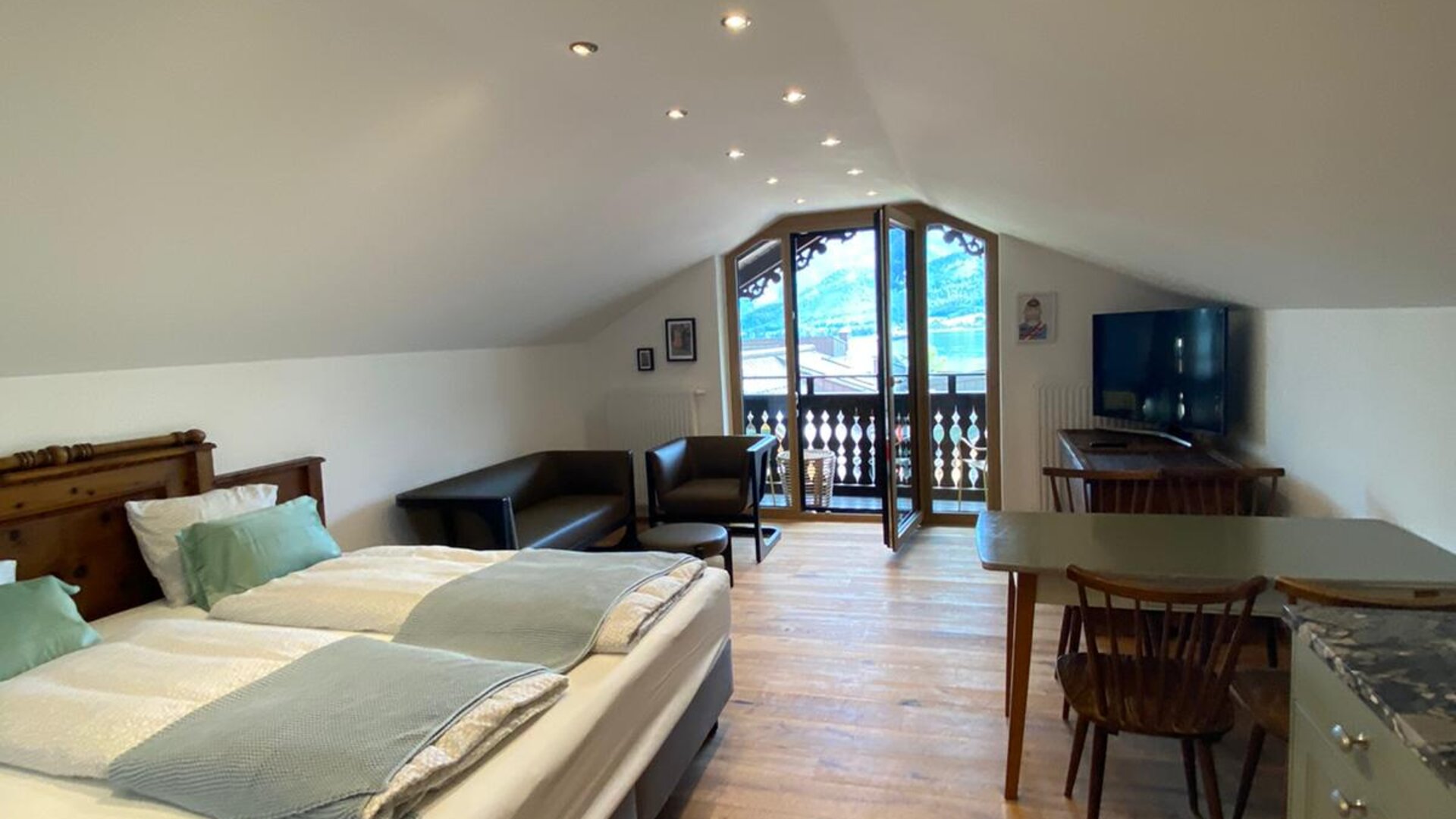 Love Suite